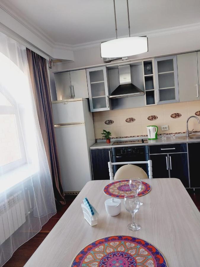 אקטוב Квартира На Плазе מראה חיצוני תמונה